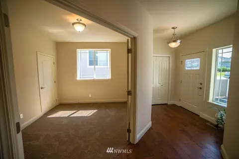 486 Sycamore St, Sequim, WA 98382 photo 4