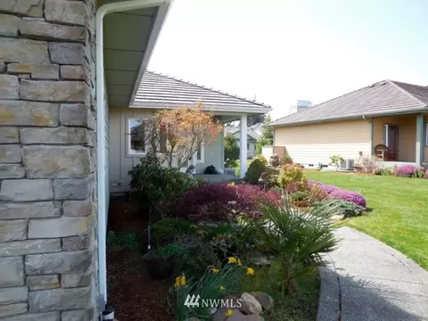 40 Mendel Dr, Sequim, WA 98382 photo 2