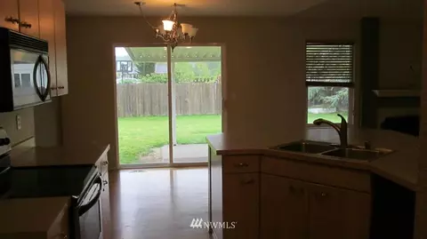 509 Eldredge Ave NW, Orting, WA 98360 photo 4