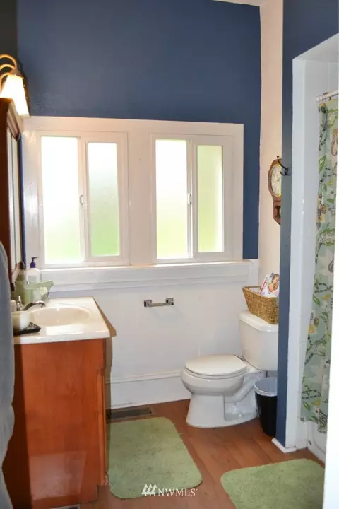 105 19th Ave E, Seattle, WA 98112 photo 11