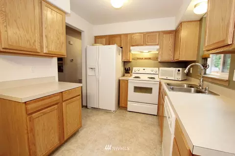 15727 Wallace Falls Loop Rd, Gold Bar, WA 98251 photo 3