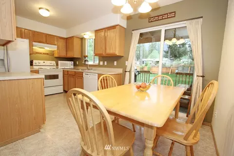 15727 Wallace Falls Loop Rd, Gold Bar, WA 98251 photo 4