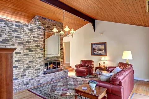 830 Cary Rd, Edmonds, WA 98020 photo 5