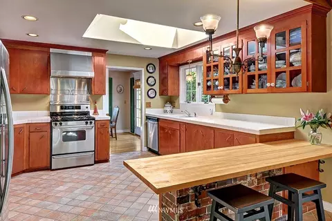 830 Cary Rd, Edmonds, WA 98020 photo 8