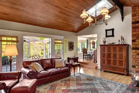 830 Cary Rd, Edmonds, WA 98020 photo 4