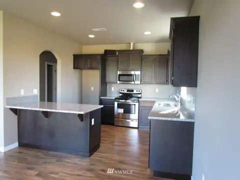 20508 78th Avenue Ct E, Spanaway, WA 98387 photo 3