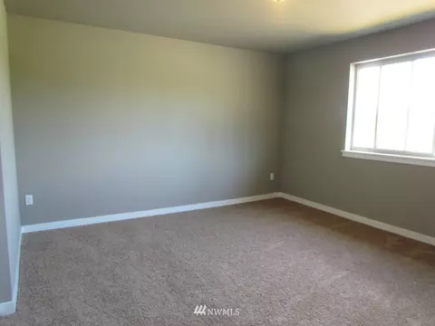 20508 78th Avenue Ct E, Spanaway, WA 98387 photo 9