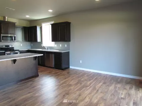 20508 78th Avenue Ct E, Spanaway, WA 98387 photo 4