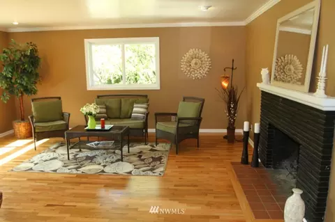 7129 Lower Ridge Rd, Everett, WA 98203 photo 5
