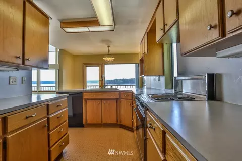643 E Rauschert, Grapeview, WA 98546 photo 7