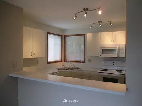 310 169th St SE, Bothell, WA 98012 photo 4