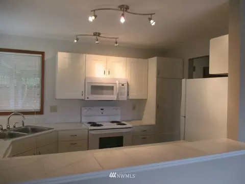 310 169th St SE, Bothell, WA 98012 photo 6