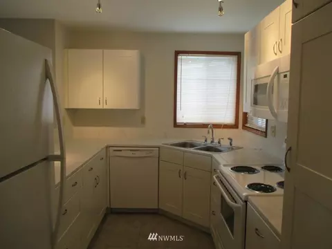 310 169th St SE, Bothell, WA 98012 photo 5