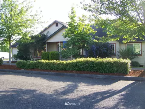 1822 Highpoint St, Enumclaw, WA 98022 photo 1