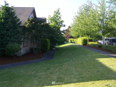 1822 Highpoint St, Enumclaw, WA 98022 photo 3