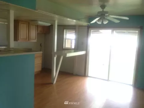 914 E Casino Rd, Everett, WA 98203 photo 9