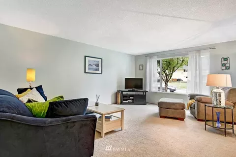 11027 35th Ave SE, Everett, WA 98208 photo 2