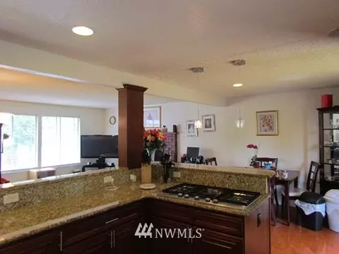 11008 29th Dr SE, Everett, WA 98208 photo 9