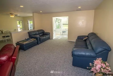 196 Taylor Blvd, Sequim, WA 98382 photo 5