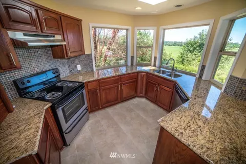 151 Jacob Ln, Sequim, WA 98382 photo 9