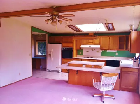 356 Priest Ln, Sequim, WA 98382 photo 2