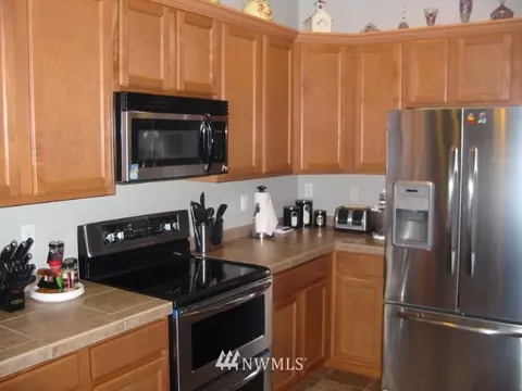 503 Balmer St SW, Orting, WA 98360 photo 3