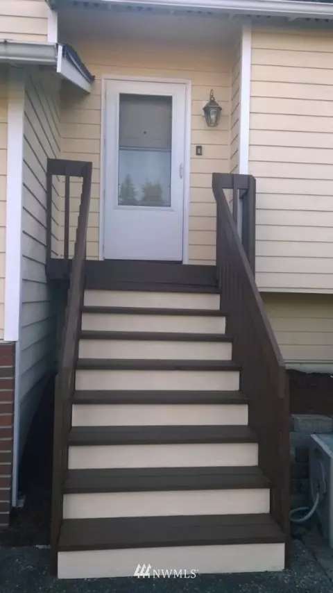 6026 Brookridge Blvd, Everett, WA 98203 photo 2