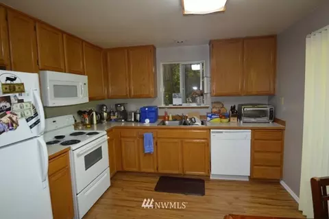 20607 W Richmond Rd, Bothell, WA 98021 photo 3