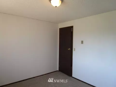 2719 Elmont Ave, Enumclaw, WA 98022 photo 12