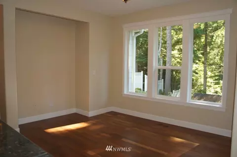 581 E Vine Maple Ln, Union, WA 98592 photo 8