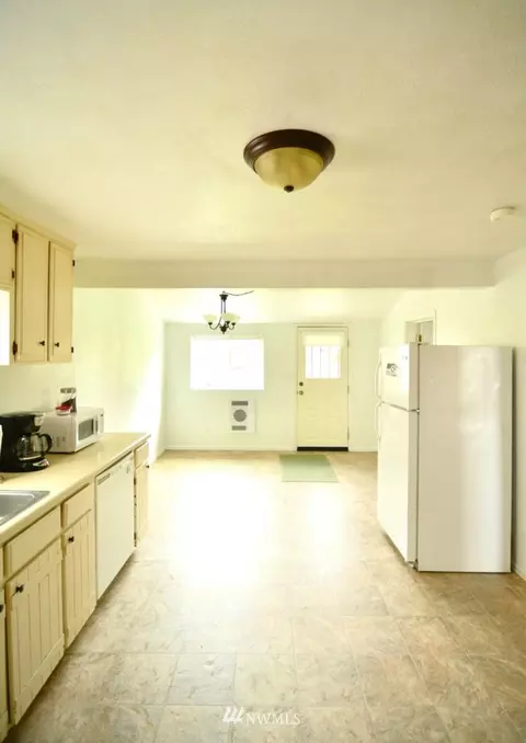 2231 State St, Everett, WA 98201 photo 6