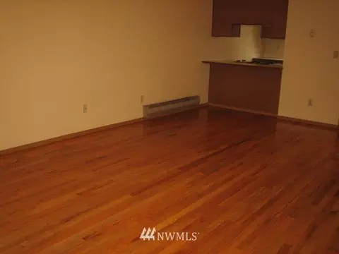 1316 Chestnut St, Everett, WA 98201 photo 5