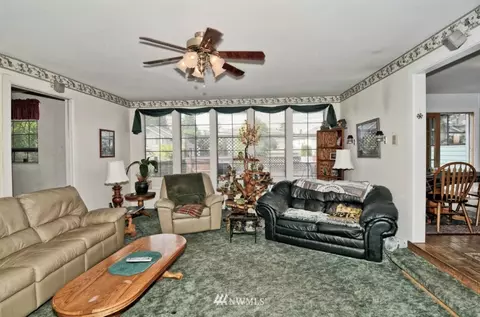 13101 24th Dr SE, Everett, WA 98208 photo 4