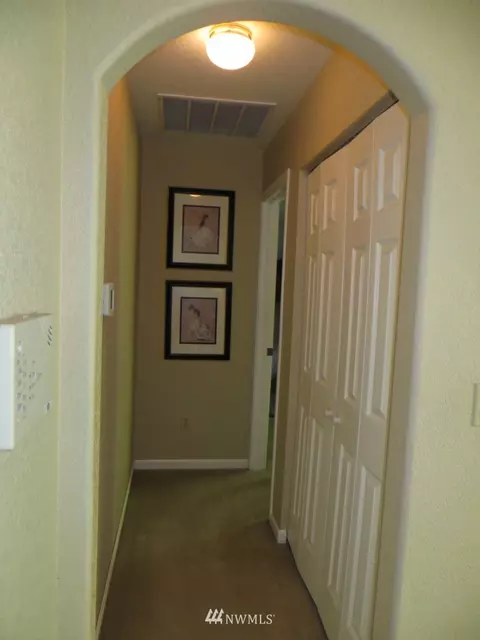 1208 Devon Loop NE, Olympia, WA 98506 photo 10