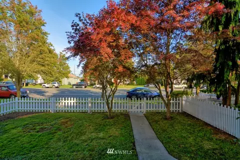 1920 Colby Ave, Everett, WA 98201 photo 3