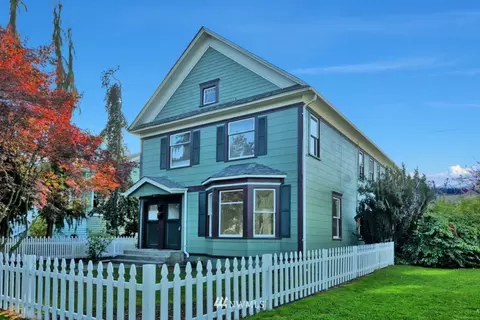 1920 Colby Ave, Everett, WA 98201 photo 1