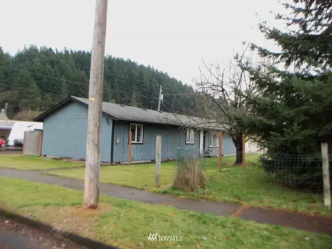 406 E Locust St, Centralia, WA 98531 photo 1