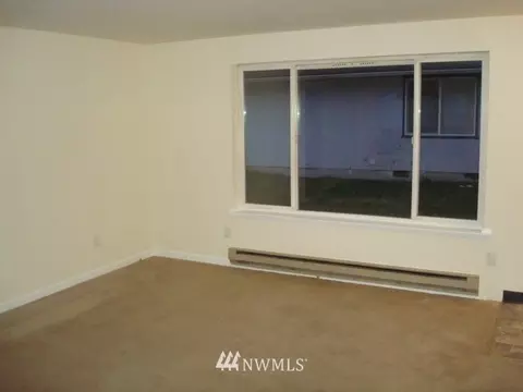 406 E Locust St, Centralia, WA 98531 photo 10