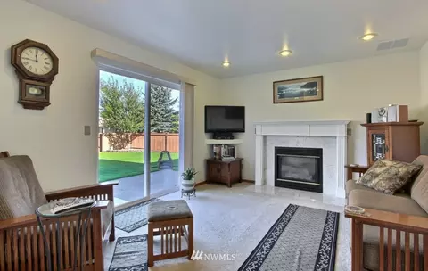 14611 154th St E, Orting, WA 98360 photo 6