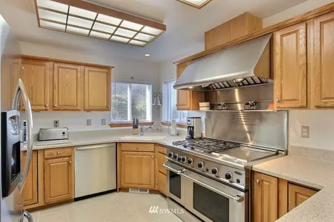 14611 154th St E, Orting, WA 98360 photo 4