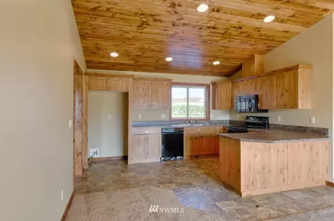 1026 Crest Loop, Entiat, WA 98822 photo 4