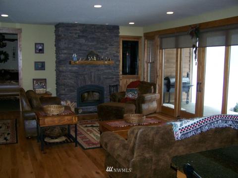 200 Winterbrook Dr, Longview, WA 98632 photo 4
