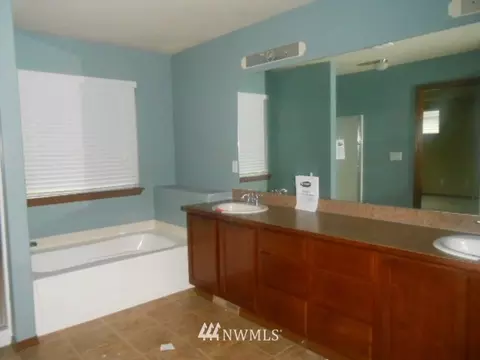 17813 2nd Avenue Ct E, Spanaway, WA 98387 photo 7
