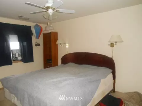 201 Whitley St NW, Orting, WA 98360 photo 8