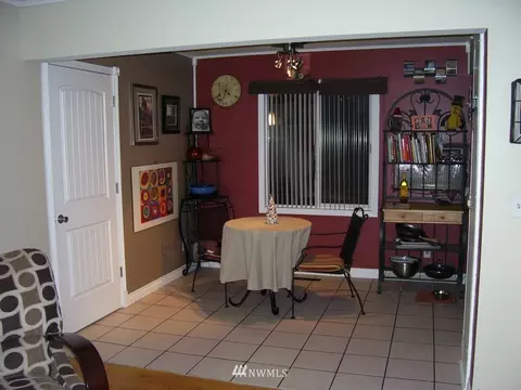 925 E Juniper, Othello, WA 99344 photo 3