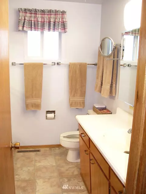 1336 E Pine St, Othello, WA 99344 photo 10