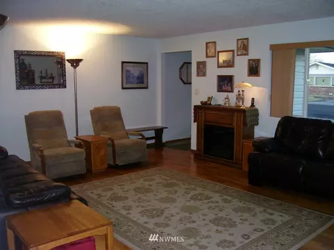 1336 E Pine St, Othello, WA 99344 photo 8