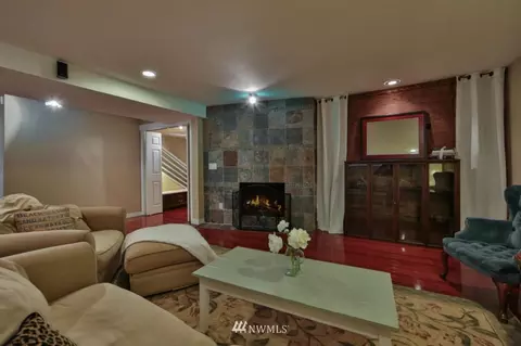21029 W Richmond Rd, Bothell, WA 98021 photo 13