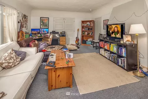 106 19th Ave E, Seattle, WA 98112 photo 2