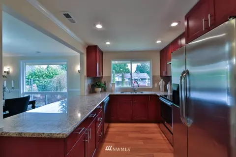 7232 Mcdougall Ave, Everett, WA 98203 photo 4